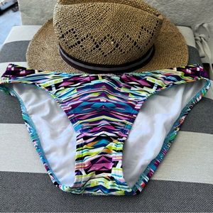 Kenneth Cole reaction multi color swim bottom